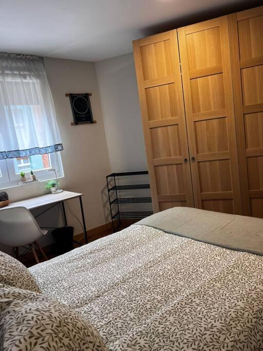 Amplio Piso A 400M De La Playa Apartman Gijón Kültér fotó